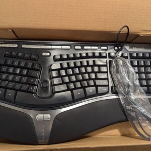 Microsoft natural ergonomic keyboard